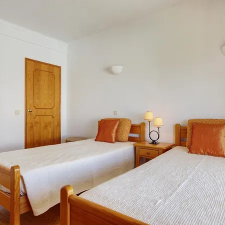 Teresa Villa Albufeira