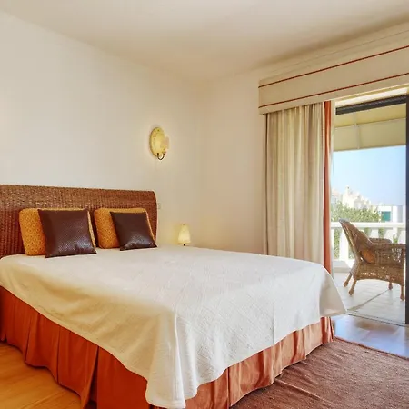 Teresa Villa Albufeira